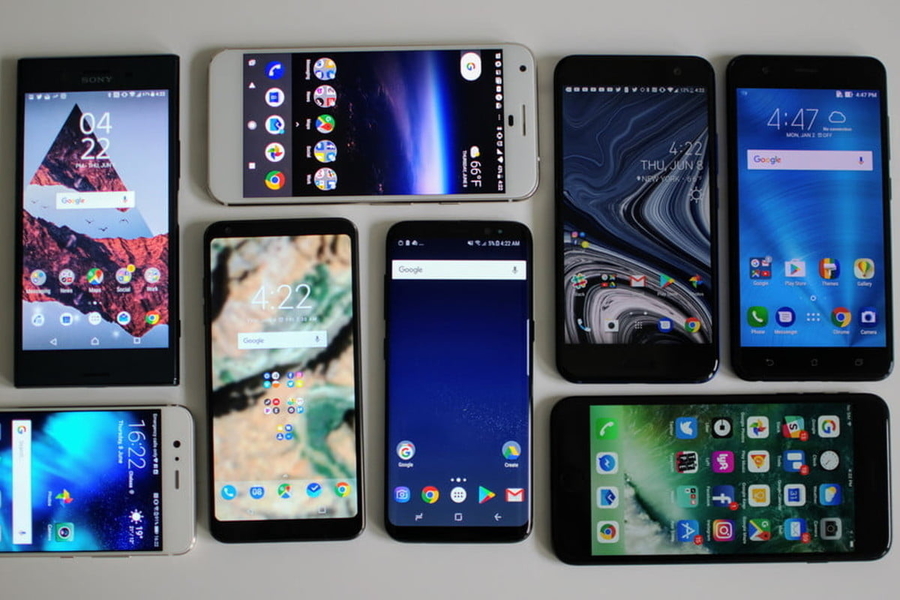 Various types of smartphone